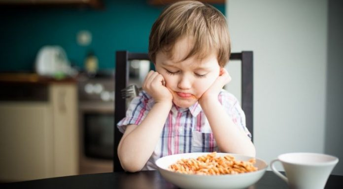 6 cách trị trẻ biếng ăn đơn giản tại nhà